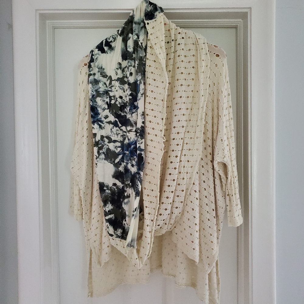 Feather Clothing Ivory Tunic Size S/M Made In U.S.A. W/ Matching Scarf